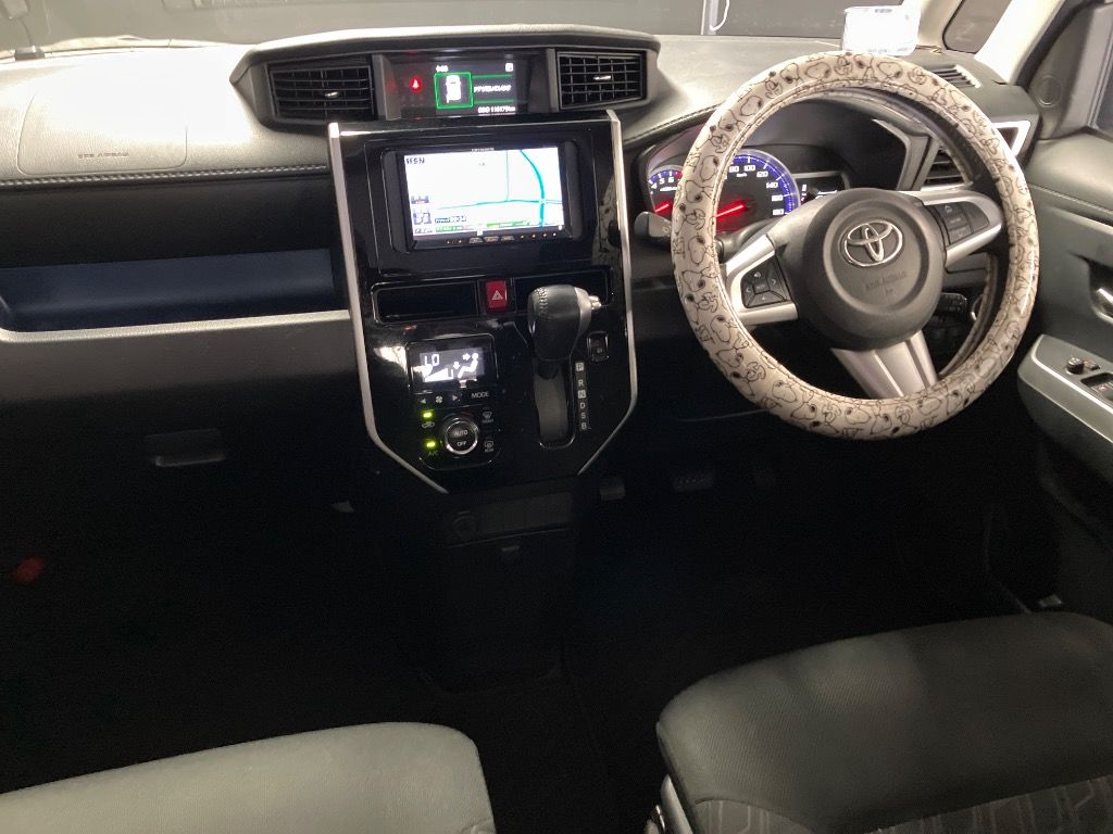 2018 Toyota Roomy カスタムG S auction photo 3