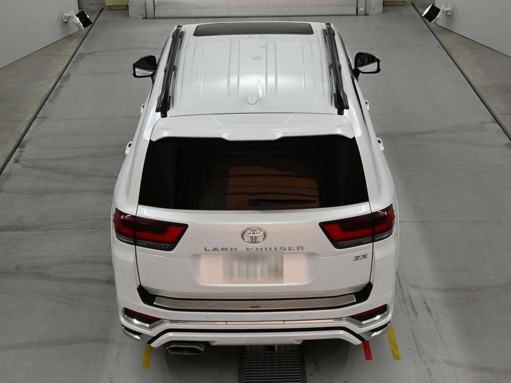 2022 Toyota Land Cruiser ZX 4WD auction photo 8