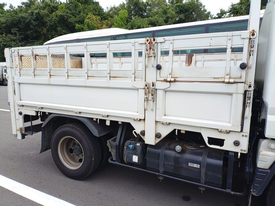 2019 Mitsubishi Fuso Canter auction photo 23