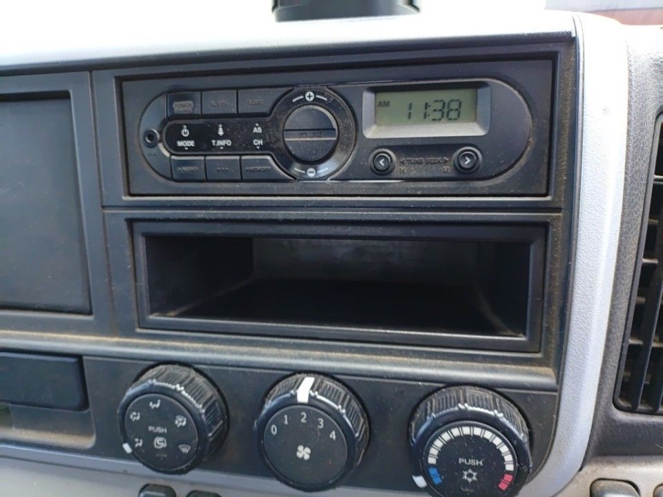 2019 Mitsubishi Fuso Canter auction photo 11