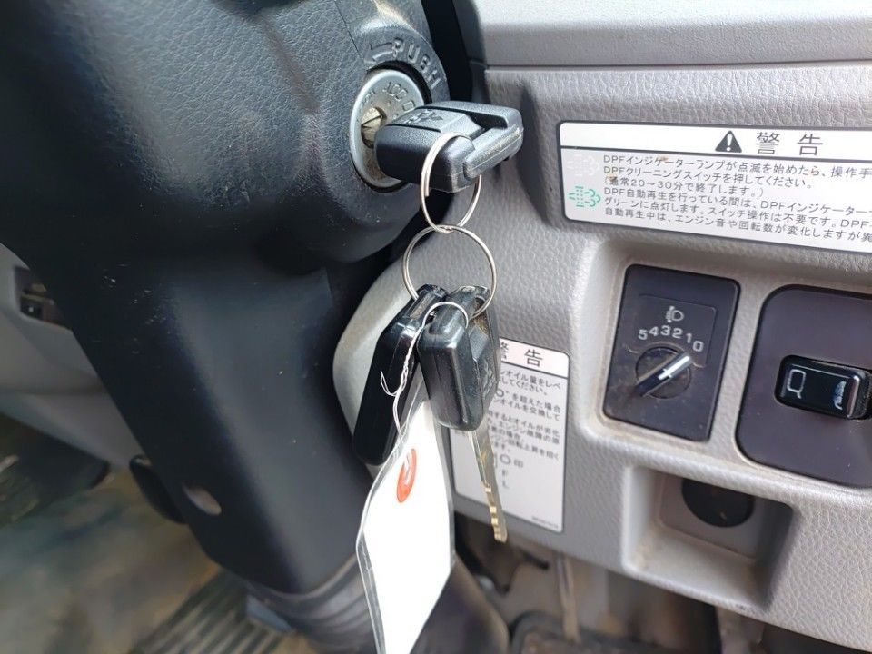 2019 Mitsubishi Fuso Canter auction photo 15