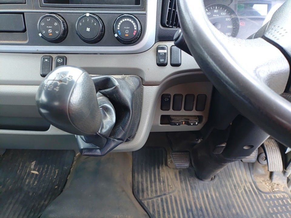 2019 Mitsubishi Fuso Canter auction photo 12