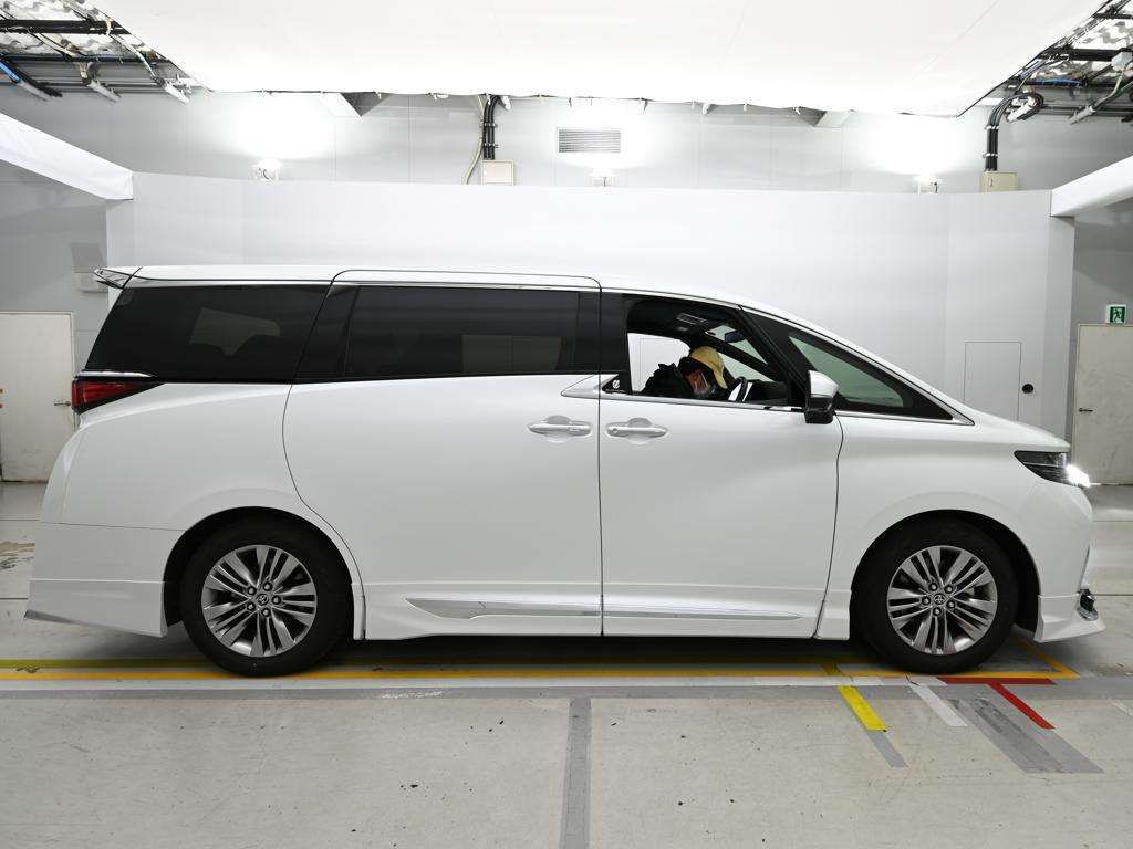 2025 Toyota Alphard Z auction photo 3