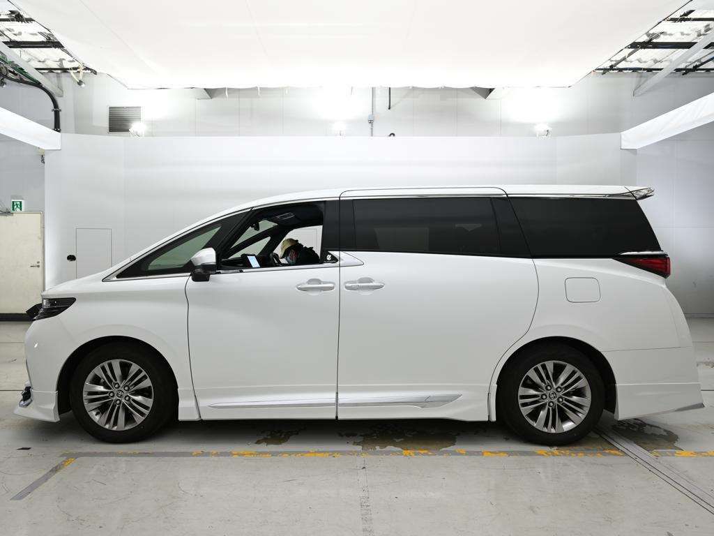 2025 Toyota Alphard Z auction photo 4
