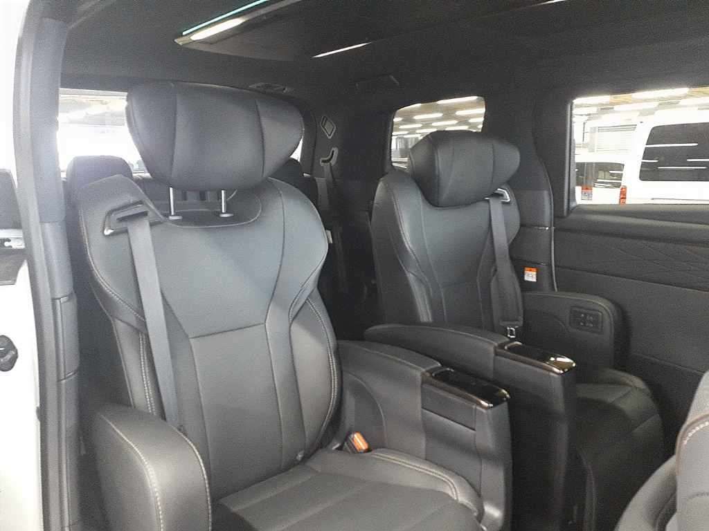2025 Toyota Alphard Z auction photo 11