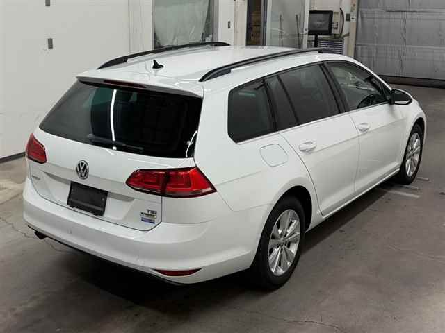 2015 Volkswagen VWゴルフ5HB auction photo 5