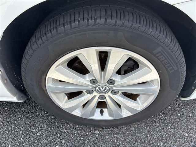 2015 Volkswagen VWゴルフ5HB auction photo 8