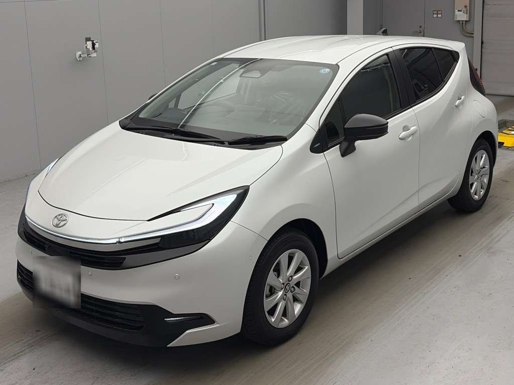 2026 Toyota Aqua Z Japan auction vehicle