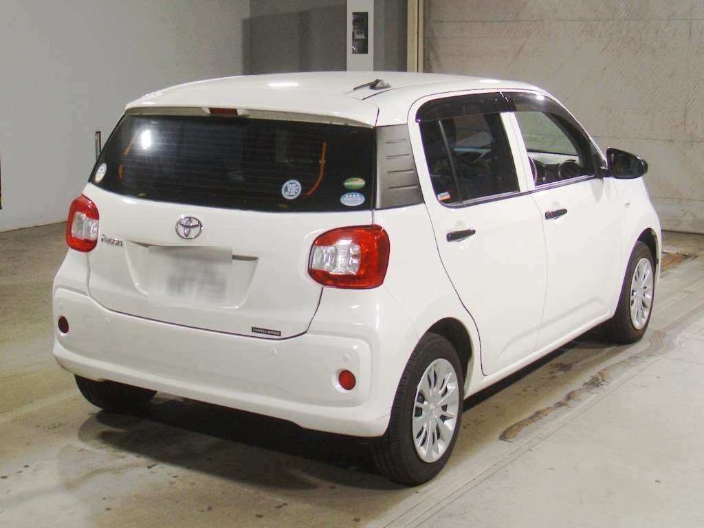 2021 Toyota Passo X S auction photo 2