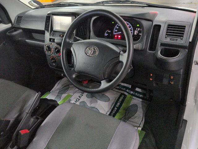 2024 Toyota TownAce Van DX auction photo 6