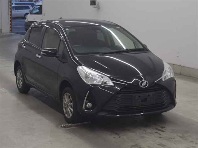 2018 Toyota Vitz F Safety Edition Japan auction vehicle