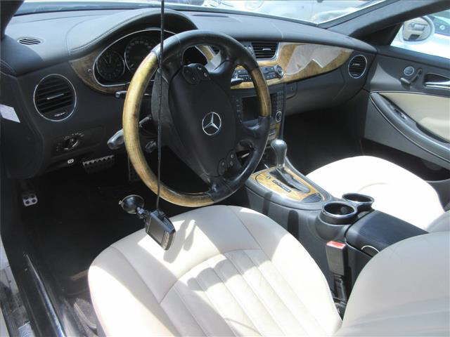 2007 Mercedes-Benz CLS350 auction photo 3