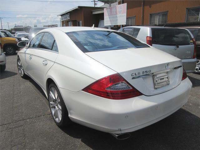 2007 Mercedes-Benz CLS350 auction photo 2