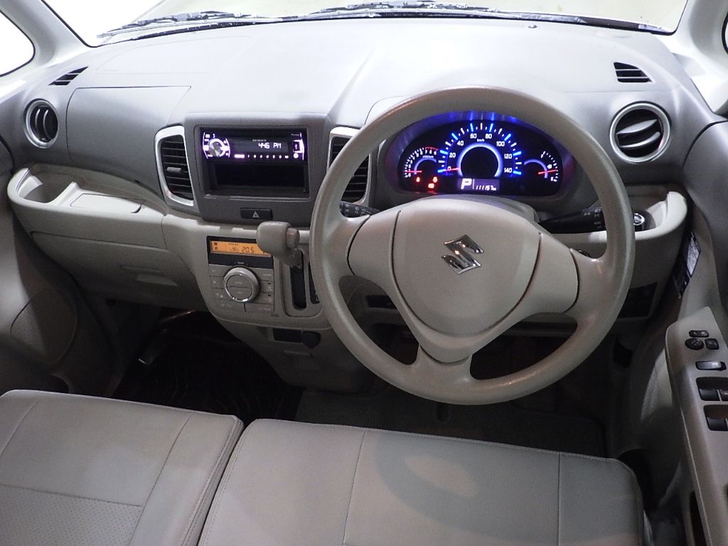 2013 Suzuki Spacia 4WD X auction photo 3