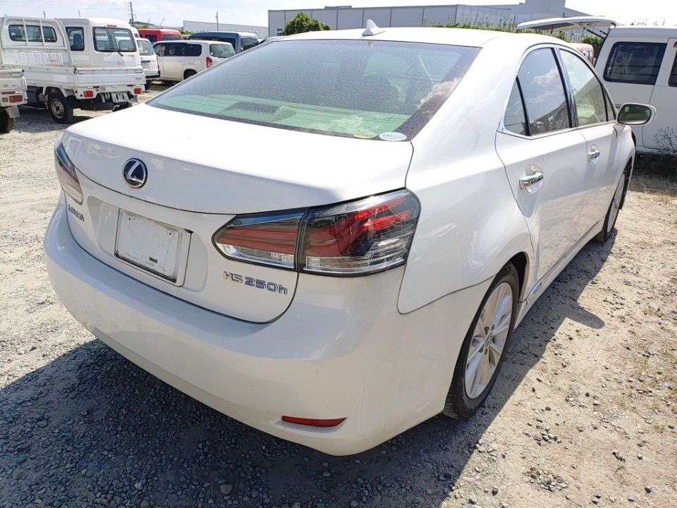 2013 Lexus HS auction photo 2