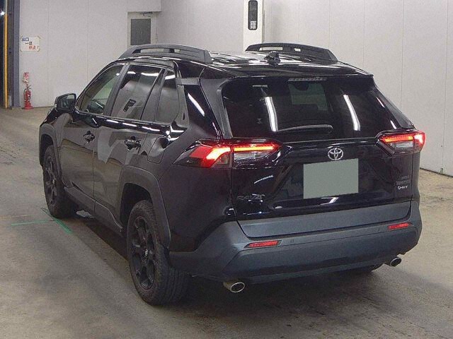2025 Toyota RAV4 HVアドオフローパケ2 4WD auction photo 2