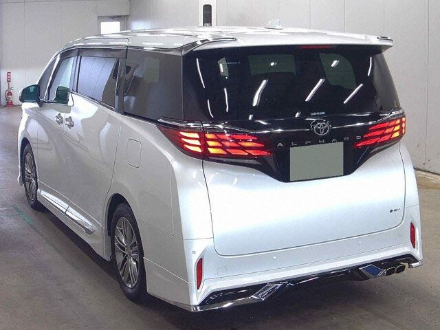 2024 Toyota Alphard Z auction photo 2
