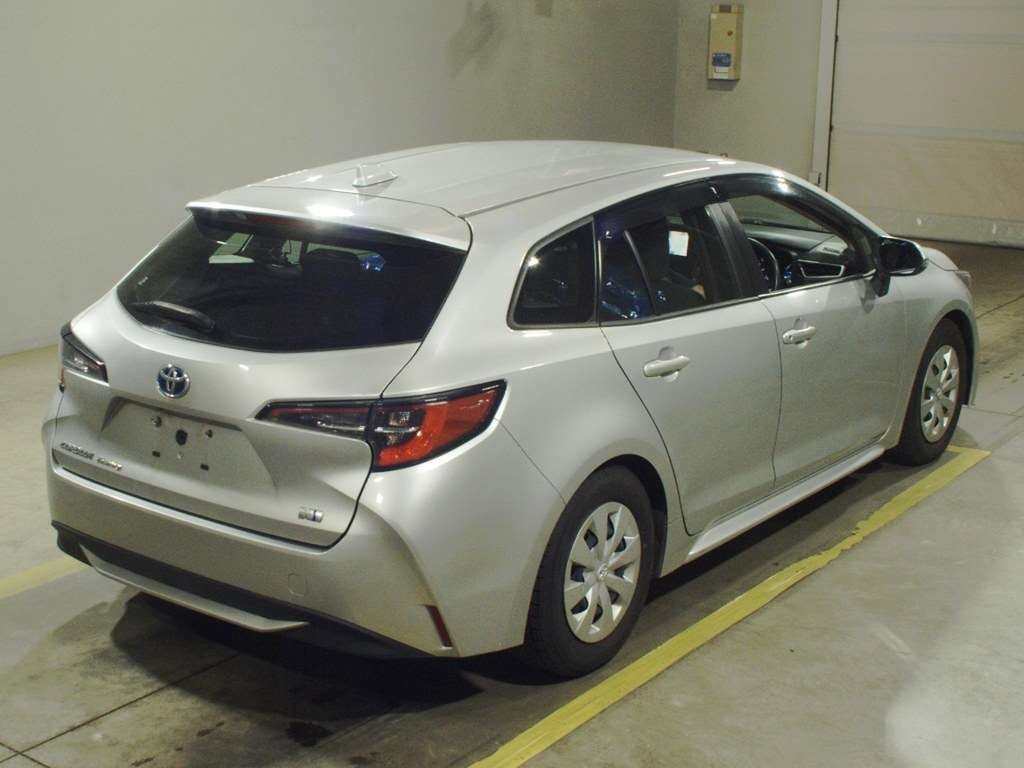 2021 Toyota Corolla Touring ハイブリッド G-X 4WD auction photo 2