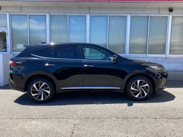 2017 Toyota Harrier エレガンス auction photo 2