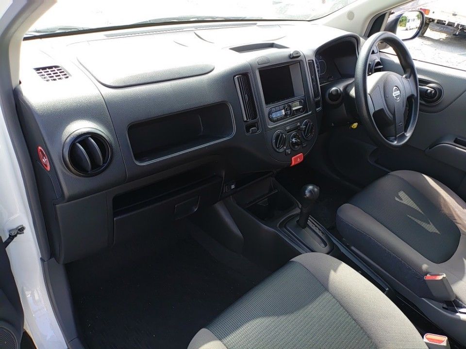 2018 Nissan NV150 AD auction photo 16