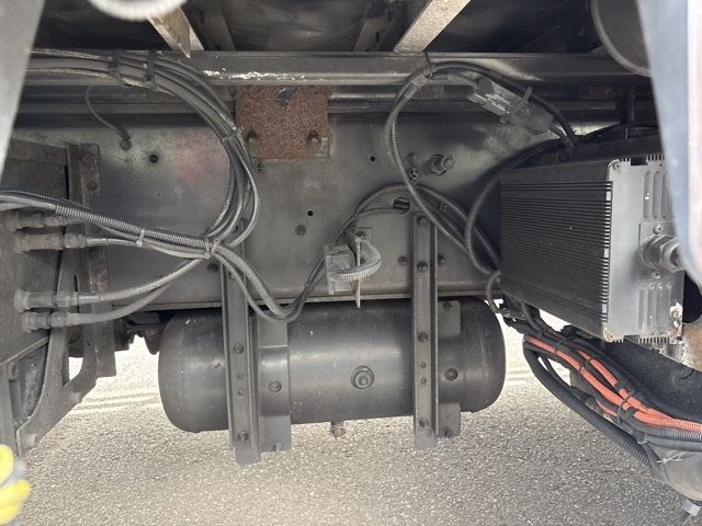 2012 Isuzu Giga アルミウイング auction photo 15