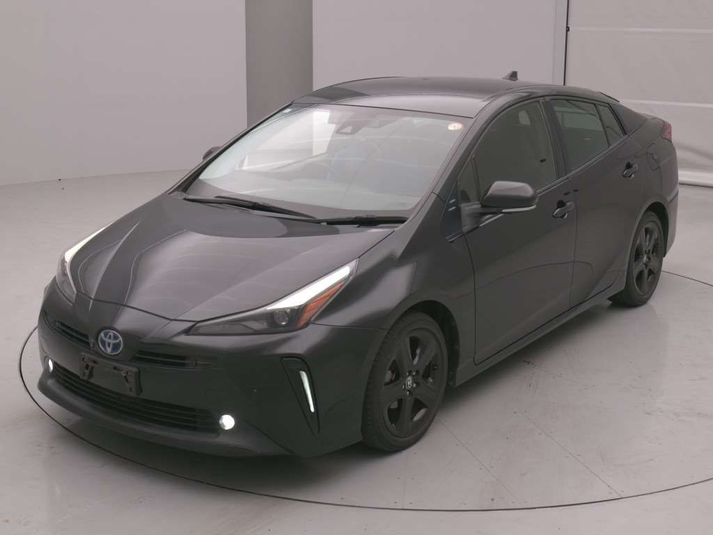 Japan Auction Vehicles 4 2021 Toyota Prius S Touring Selection Black Edition auction photo