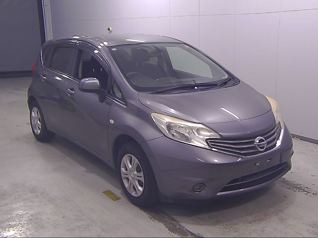 Japan Auction Vehicles 7 2012 Nissan ノート HB X auction photo