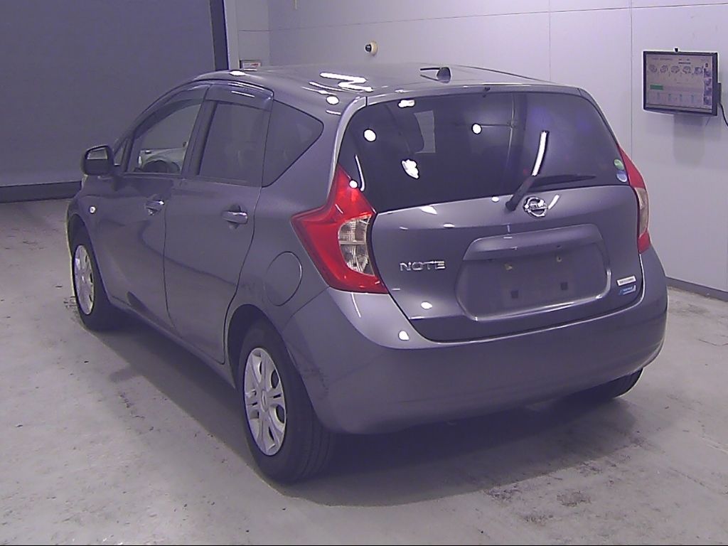 2012 Nissan ノート HB X auction photo 5