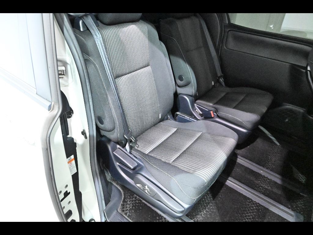 2019 Toyota Voxy ZS Kira 7 people auction photo 7