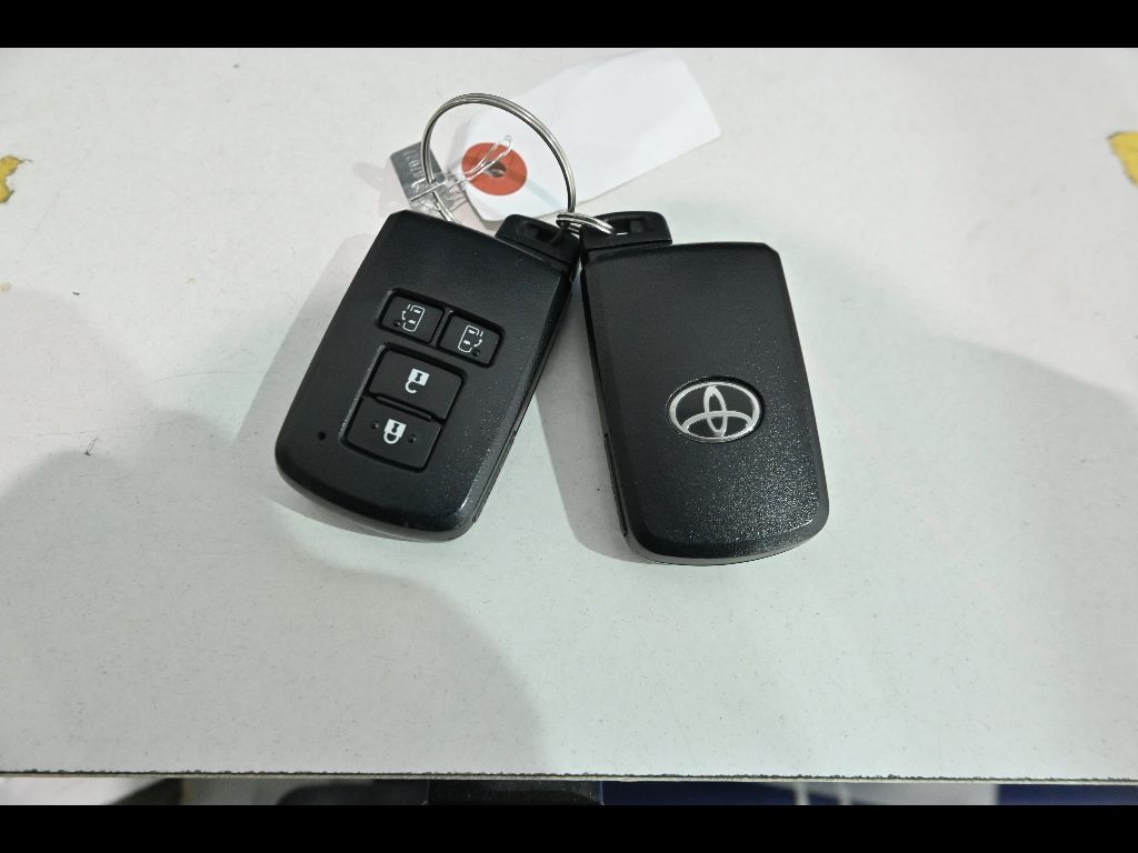 2019 Toyota Voxy ZS Kira 7 people auction photo 14