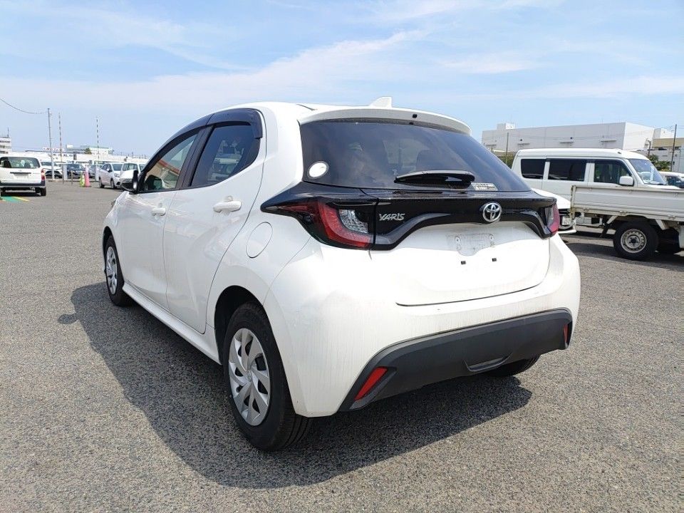 2021 Toyota Yaris auction photo 6