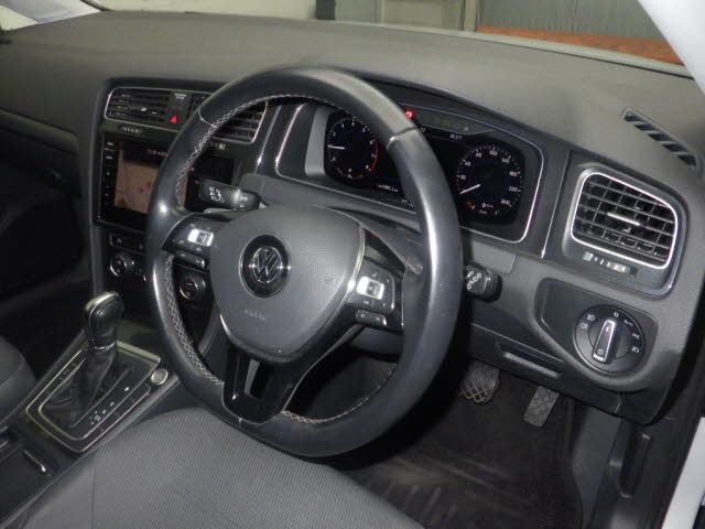2018 Volkswagen ゴルフ TSI Comfortline Tech auction photo 3