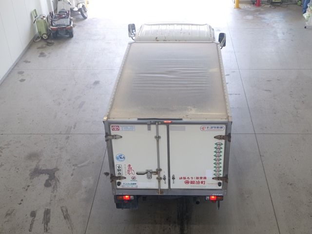 2015 Toyota Dyna レイゾウレイトウ auction photo 3