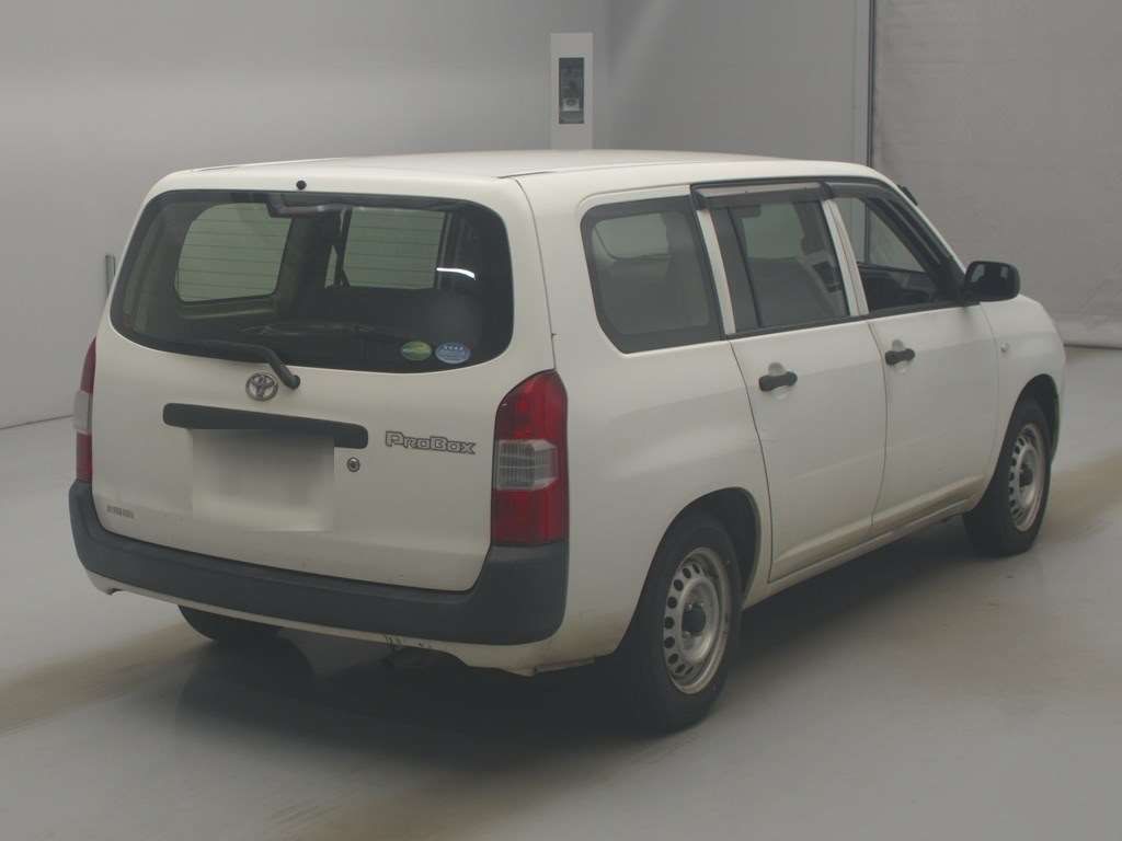2019 Toyota Probox DXコンフォート auction photo 2