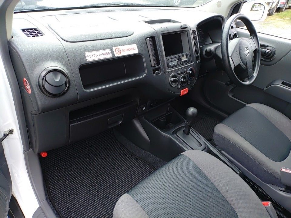 2021 Nissan AD auction photo 16