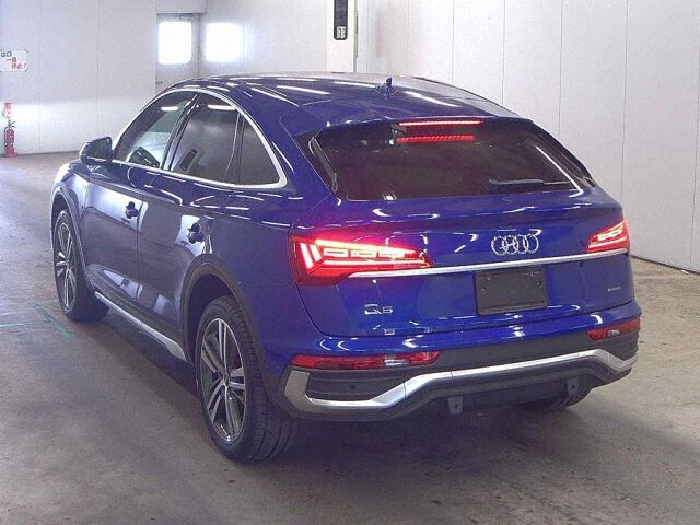 2021 Audi Q5 Sportback 40TDI Quat 1STED 4WD auction photo 2