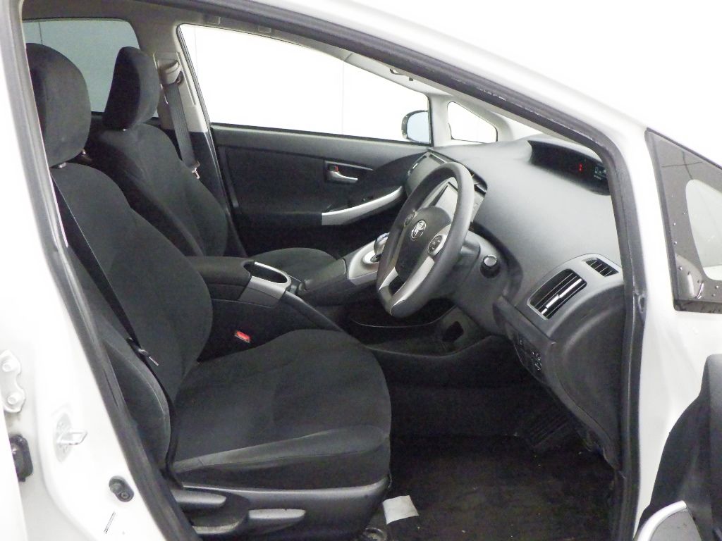 2015 Toyota Prius S auction photo 6