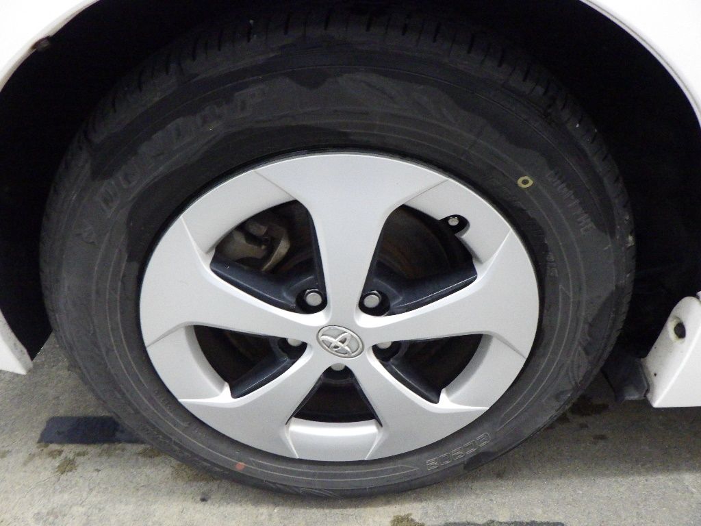 2015 Toyota Prius S auction photo 9