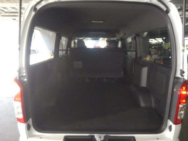 2026 Toyota Hiace LスーパーGLダーク2 4WD auction photo 6