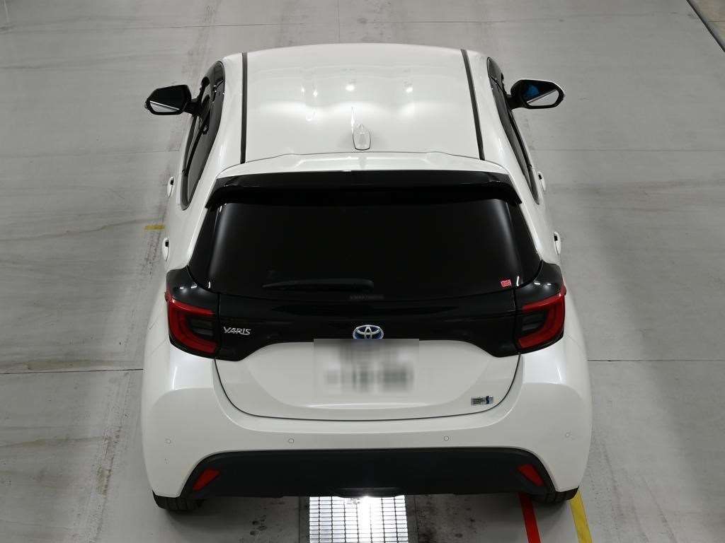 2022 Toyota Yaris ハイブリッドZ auction photo 8