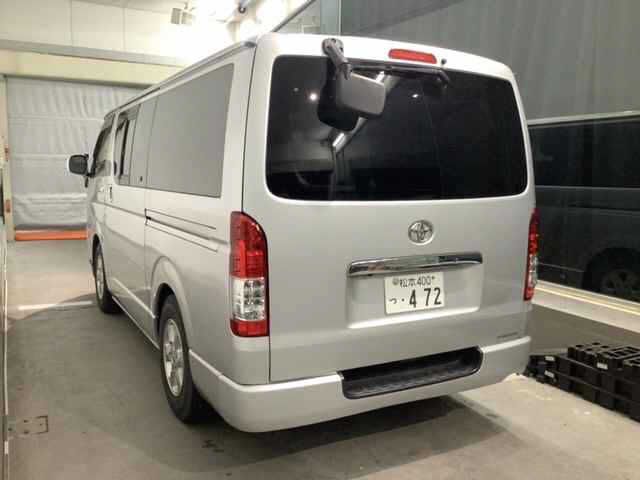 2010 Toyota Hiace auction photo 2