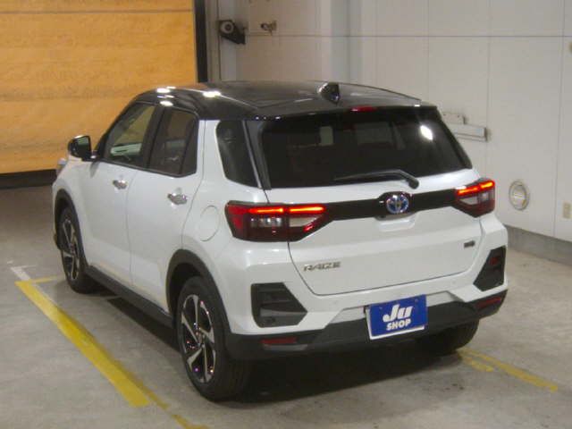 2026 Toyota Raize Hybrid Z auction photo 2