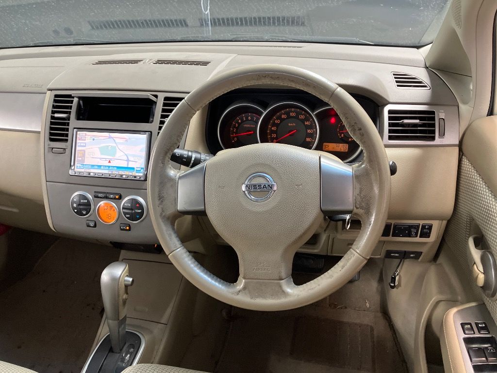 2007 Nissan ティーダ 15M auction photo 3