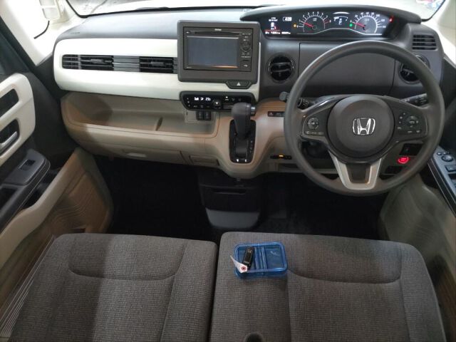 2018 Honda N-BOX G・L Honda Sensing auction photo 3