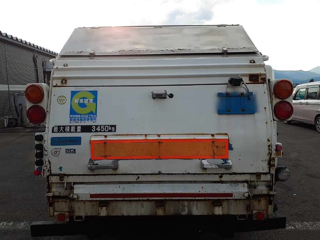 2006 Isuzu Elf auction photo 9