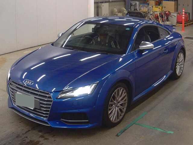 2015 Audi TTSクーペ 2.0TFSIクワトロ 4WD auction photo 4