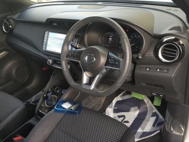 2021 Nissan Kicks X auction photo 3