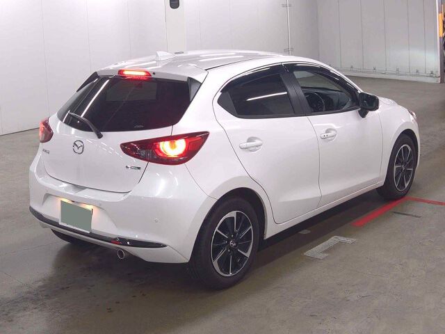 2025 Mazda 2 15 Sport auction photo 5