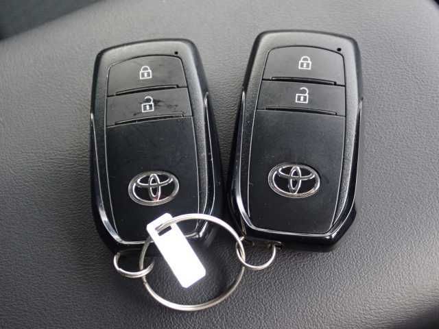 2024 Toyota Prius X auction photo 10