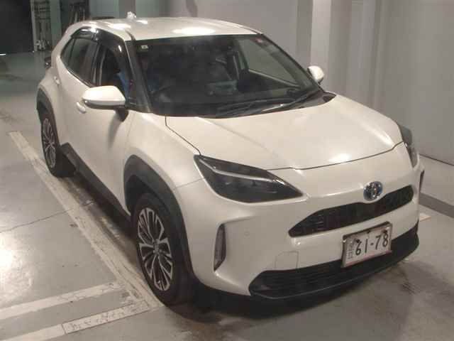 Japan Auction Vehicles 12 2021 Toyota Yaris Cross Hybrid Z auction photo
